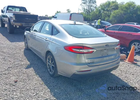 2020 Ford Fusion Sel z USA, uszkodzony, nr VIN 3FA6P0CD3LR193405